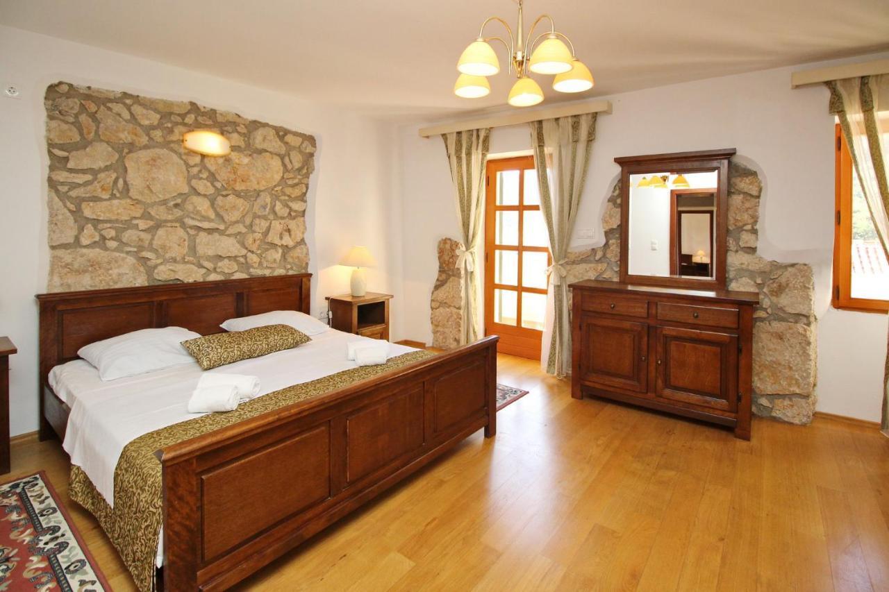 Villa Katarinini Dvori Baška Extérieur photo